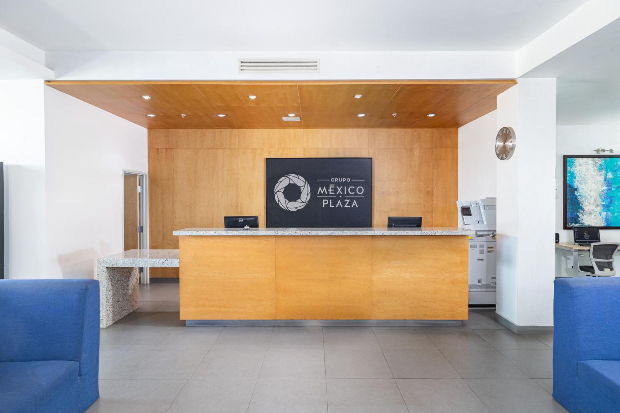 Hotel Mexico Plaza Silao Aeropuerto Екстериор снимка
